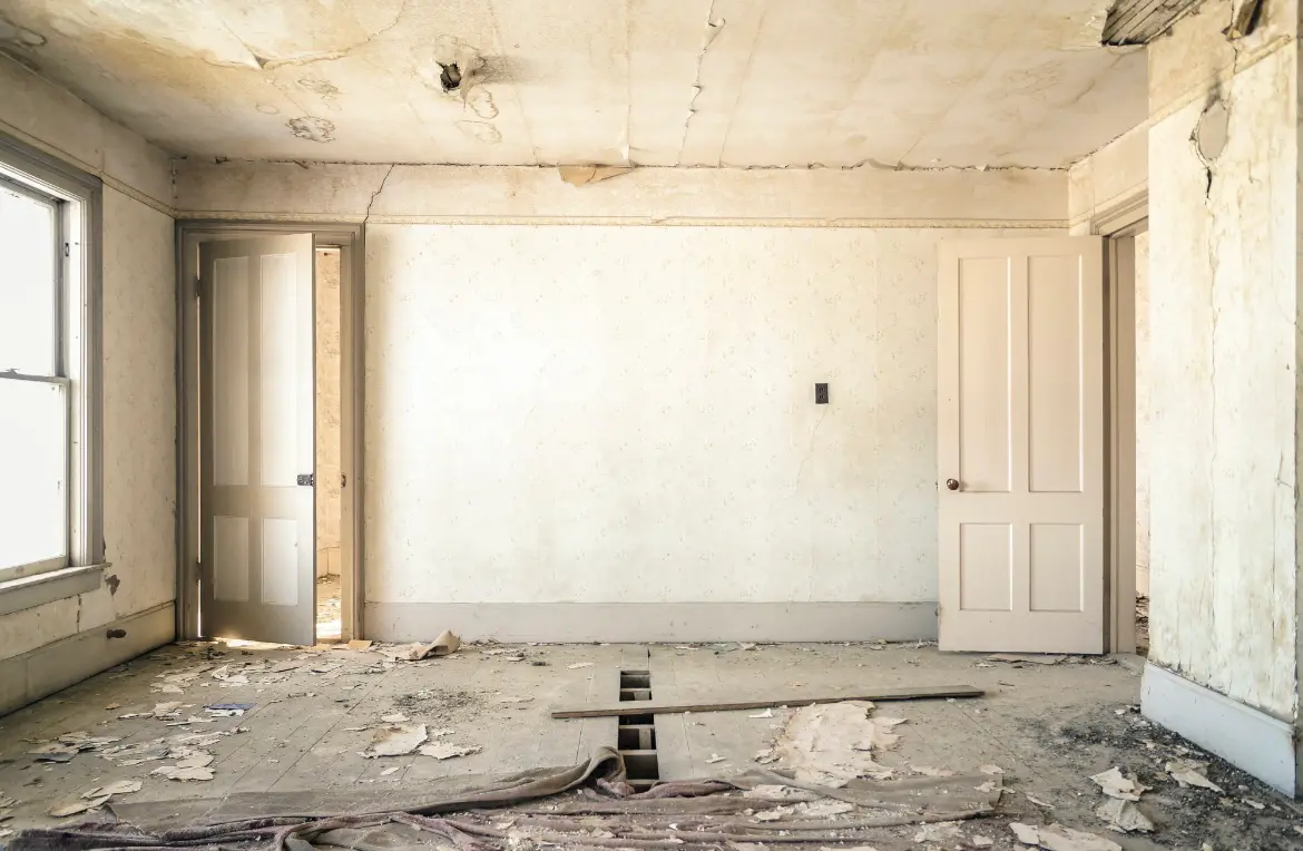 Waste disposal crew managing a cleanout project in Pelham